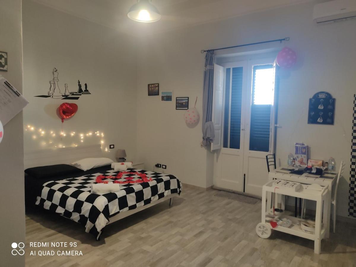 Scacco Matto Holiday House Tarente Extérieur photo