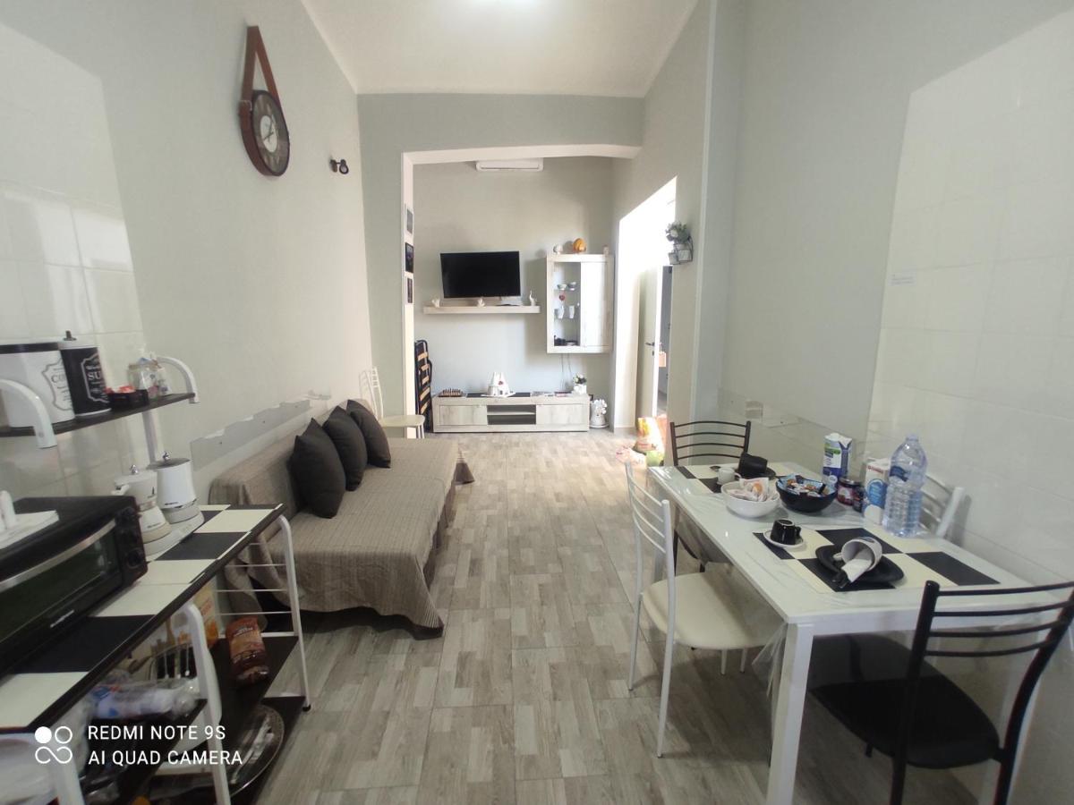 Scacco Matto Holiday House Tarente Extérieur photo